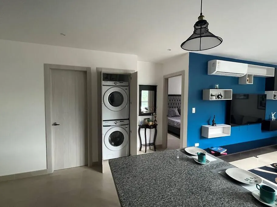 New Luxury Apartment With King - Size Bed Ceibos Guayaquil