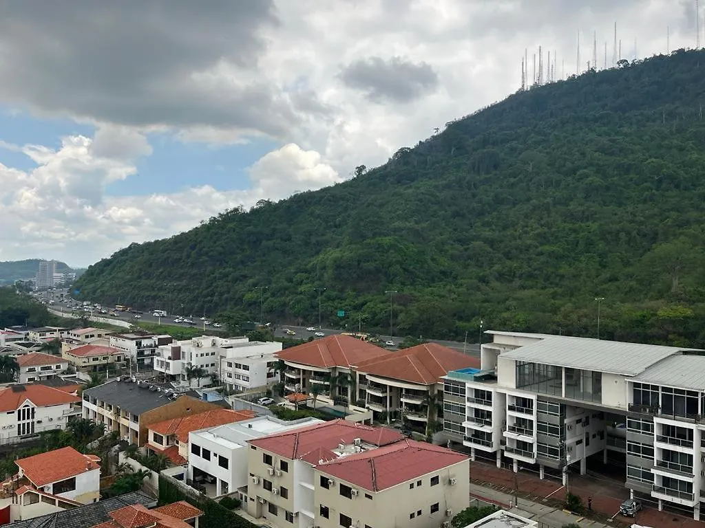 New Luxury Apartment With King - Size Bed Ceibos Guayaquil